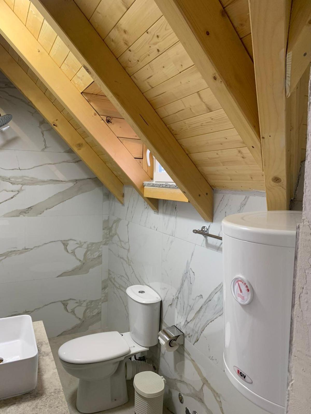 Serenity Guesthouse Тет Екстериор снимка